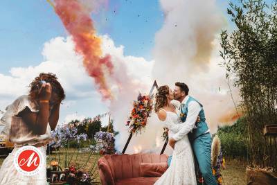 Awardwinningtrouwfotograaf_awardwinningbruidsfotograaf_trouwfotograafbrabant_trouwfotograafbreda_trouwfotograafhalderberge_festivalbruiloftbrabant_kleurrijkebruiloft_rucphen_zundert_achtmaal_rijsbergen_zegge_original